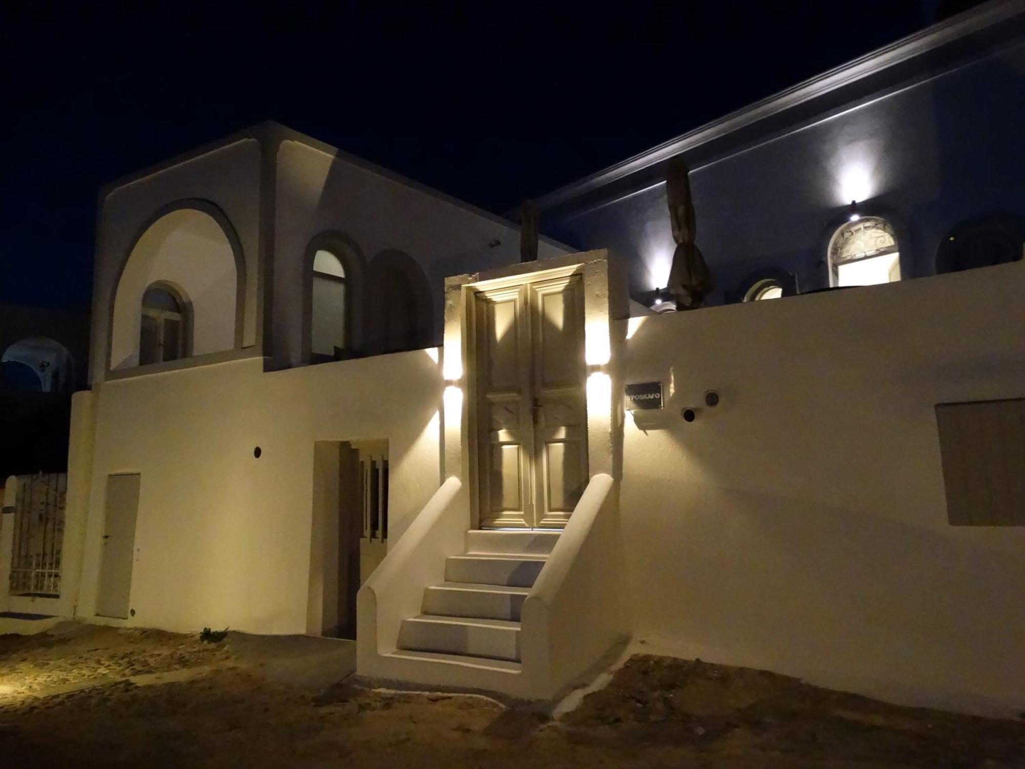 Yposkafo Suites - Villa - Santorini Fira  Exteriör bild