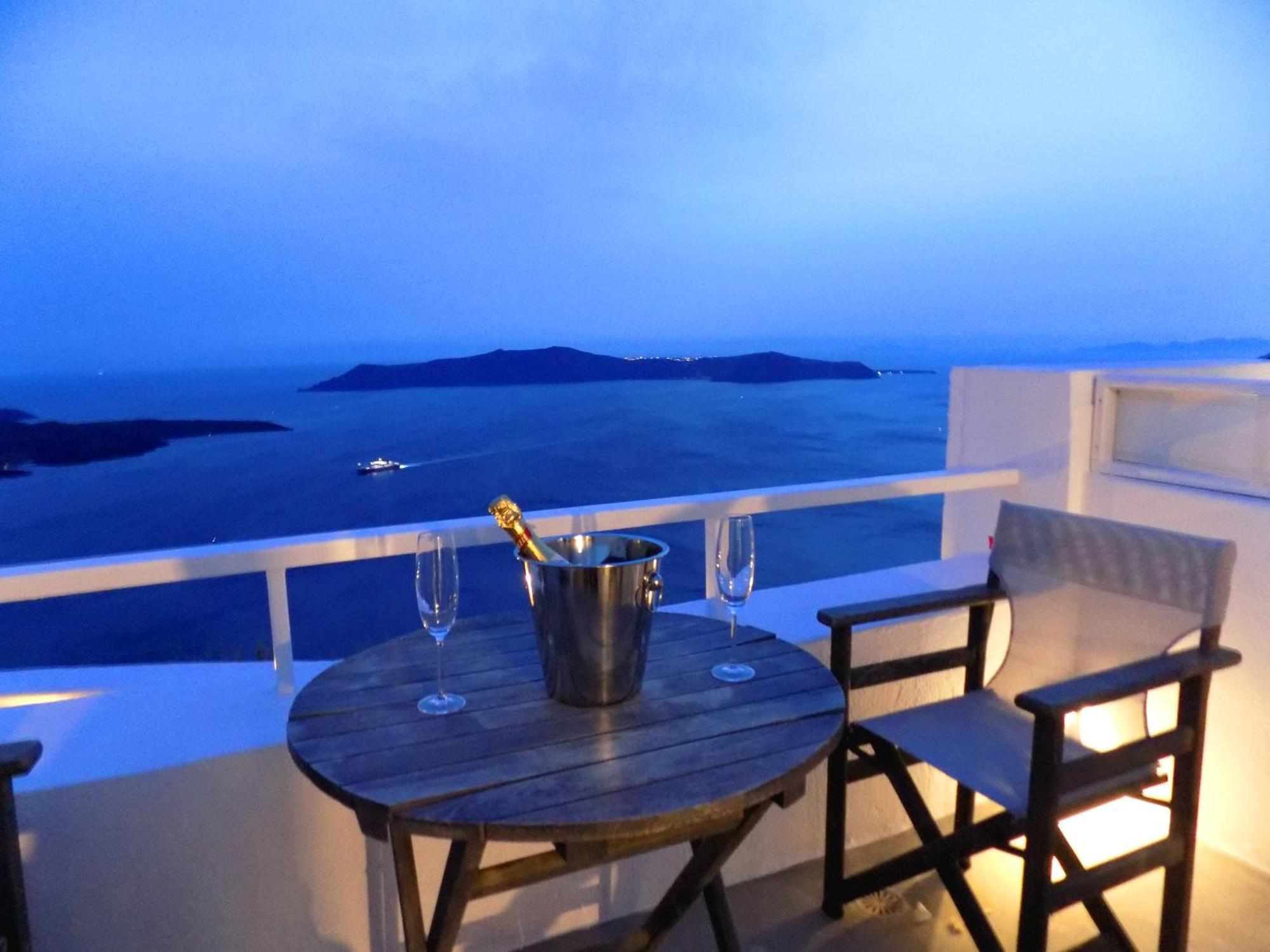 Yposkafo Suites - Villa - Santorini Fira  Exteriör bild