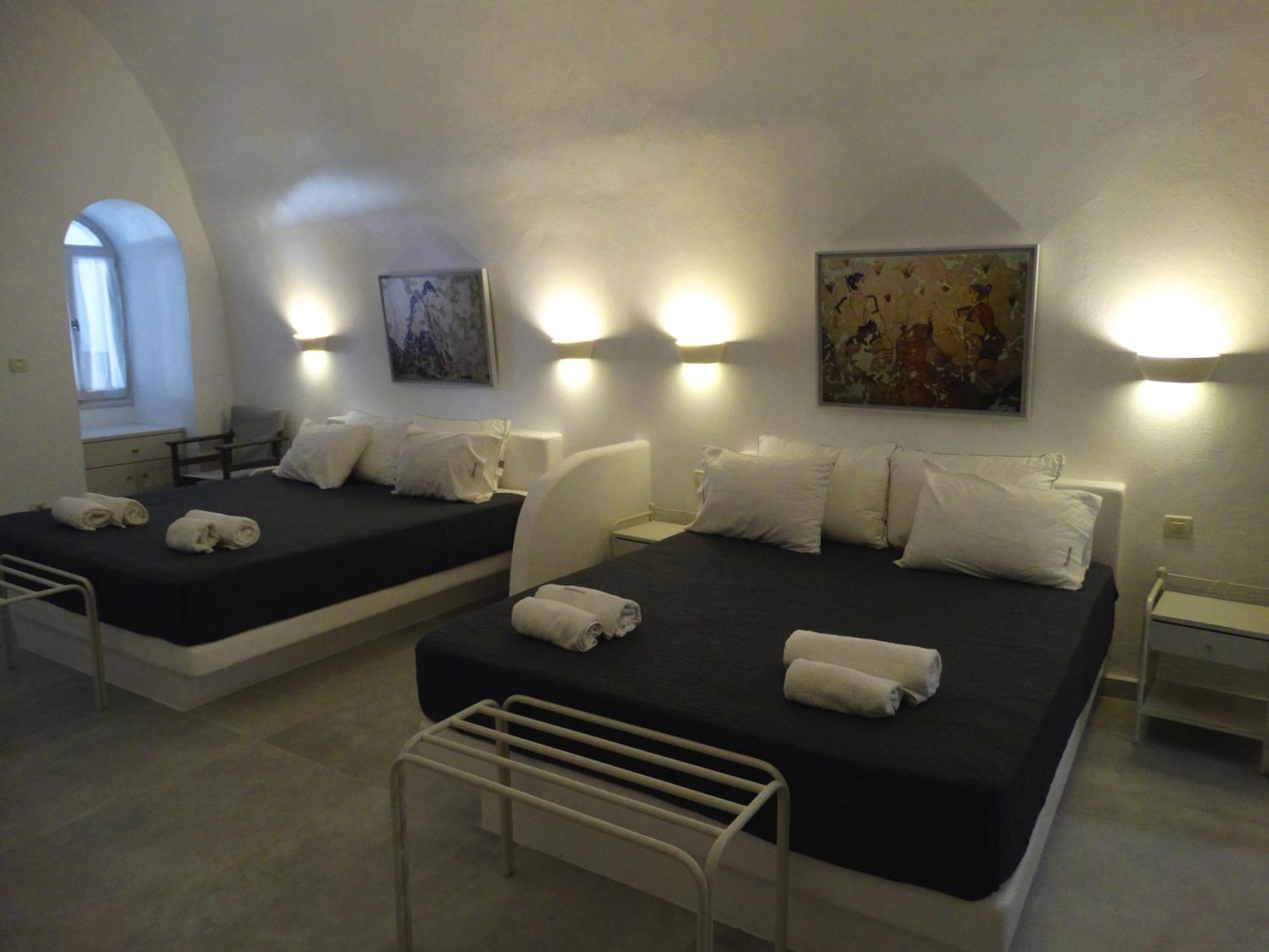 Yposkafo Suites - Villa - Santorini Fira  Exteriör bild